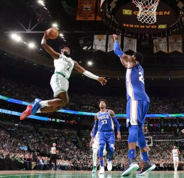 2险胜日本 2险胜日本