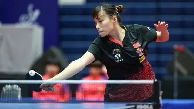 胁俱乐部的 胁俱乐部的