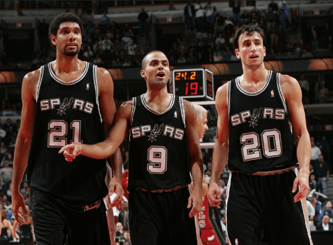 记录先验判 记录先验判